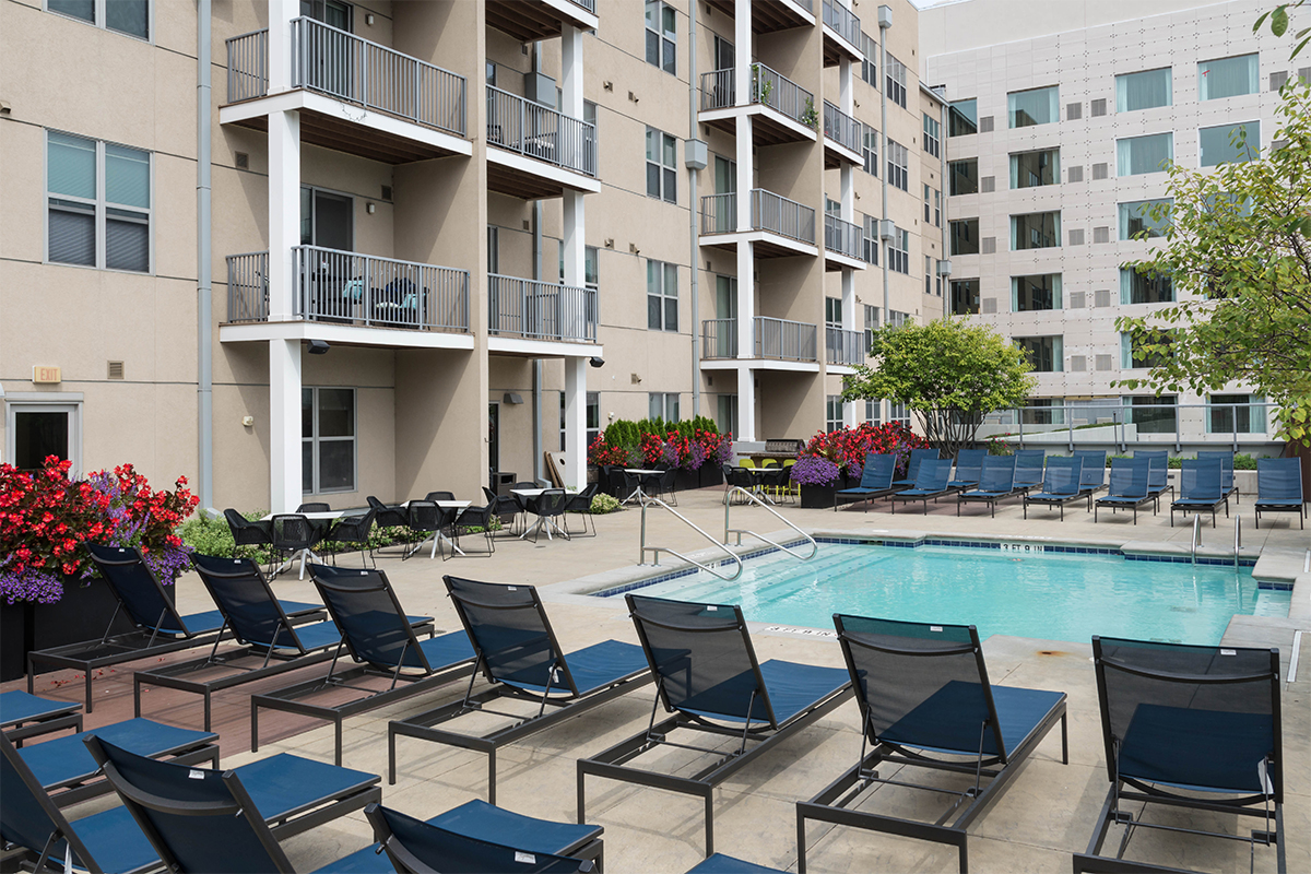 Current At The Banks