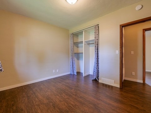913 19Th Street South 3 Beds Apartment for Rent