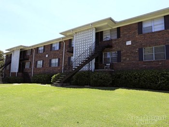 1988 Plaza Lane SW #43 2 Beds Apartment for Rent - Photo Gallery 3
