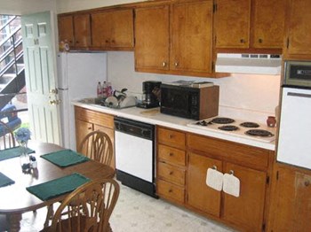 1988 Plaza Lane SW #43 2 Beds Apartment for Rent - Photo Gallery 6