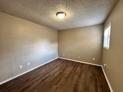 1300 MARLIN COURT 3 Beds Apartment for Rent