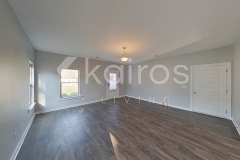 314 White Oak Cir 3 Beds Apartment for Rent