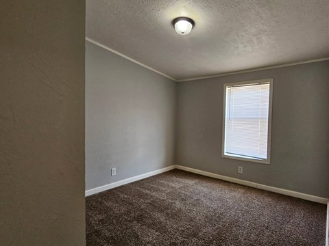 37742 Shelton Way (35) Studio House for Rent - Photo Gallery 3