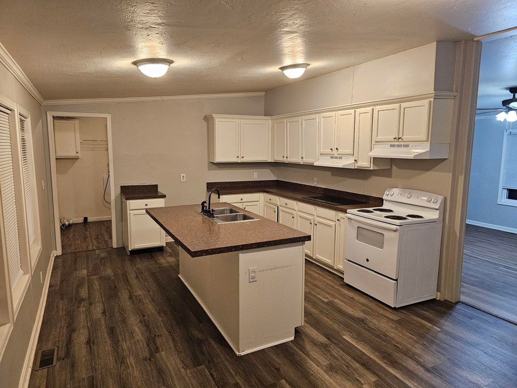 37755 Hayes Lane (78) 4 Beds House for Rent - Photo Gallery 7