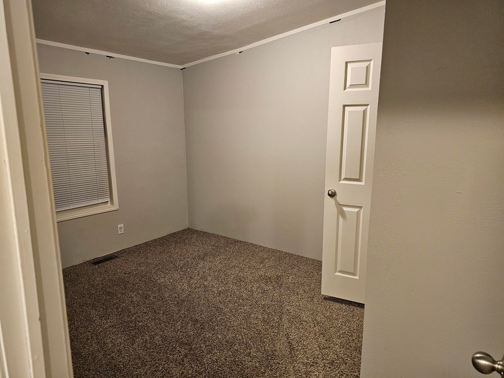 37755 Hayes Lane (78) 4 Beds House for Rent - Photo Gallery 8