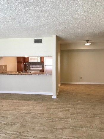 1947 Greenbriar Colony Drive Studio-2 Beds Apartment for Rent - Photo Gallery 2