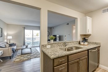 Grandview Apartment Homes Studio-2 Beds Apartment for Rent - Photo Gallery 6