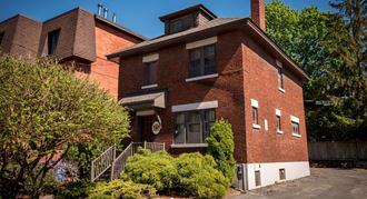 322 Waverley Street Studio Apartment for Rent