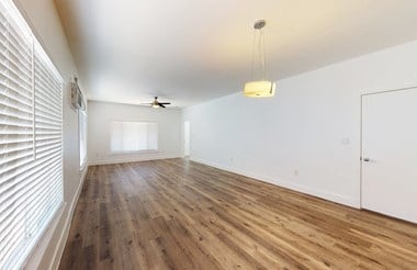 1801 S. Highland Avenue 2 Beds Apartment for Rent Photo Gallery 1