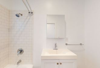 1801 S. Highland Avenue 1-4 Beds Apartment for Rent - Photo Gallery