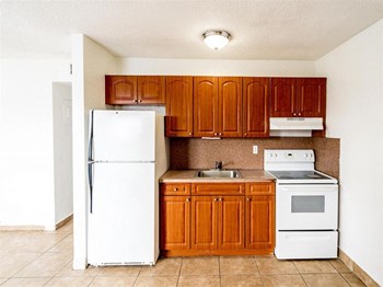 3681-3801 SW 60th Ter 1-2 Beds Apartment for Rent - Photo Gallery 5