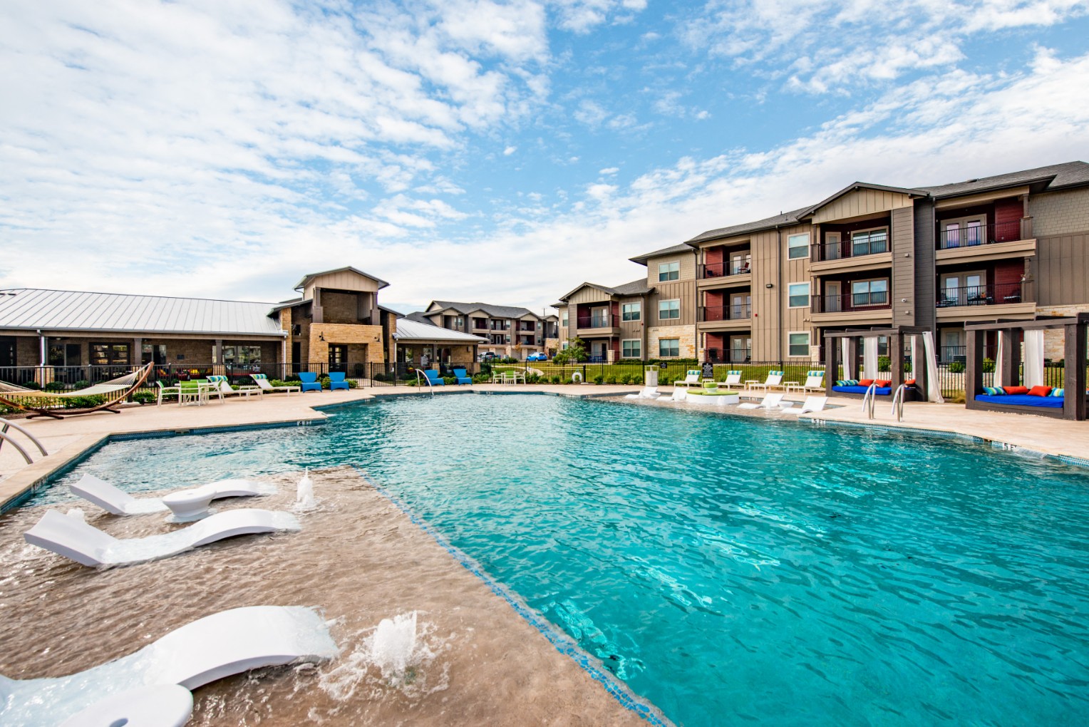 cascadia luxury apartment homes san antonio tx