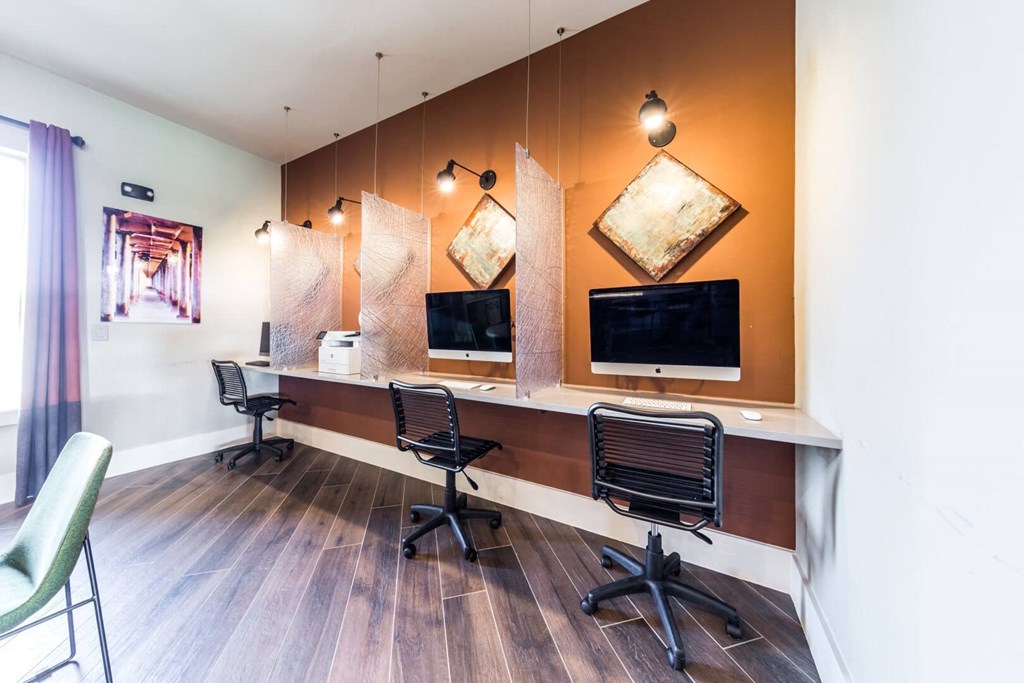 Business Center with Computers and Printer at Legacy Creekside Apartments, San Antonio, Texas