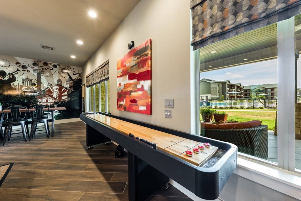 Shuffleboard Table at Legacy Creekside Apartments, San Antonio