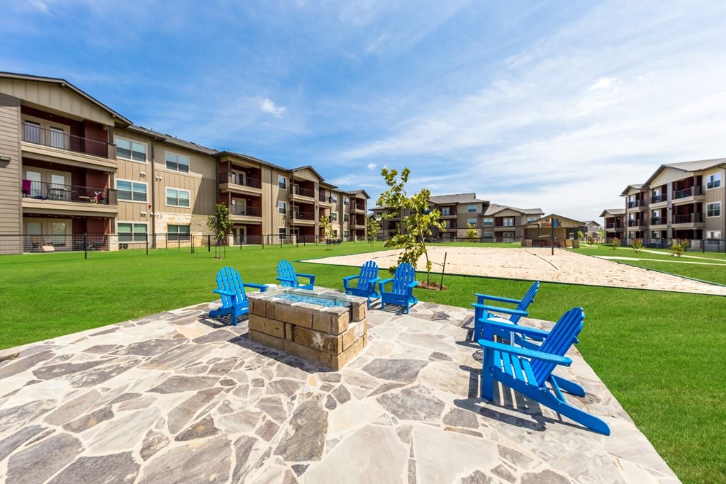 Fire Pit with Chairs at Legacy Creekside Apartments, Texas