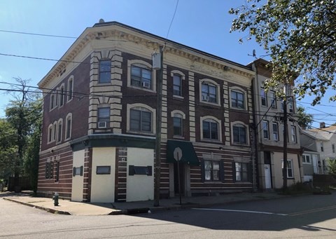 4 Washington Street 1 Apartment for Rent