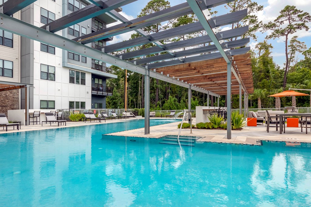 Swimming pool at JTB Apartments, Jacksonville, 32256