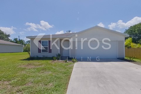 8386 102Nd Ct 3 Beds Apartment for Rent
