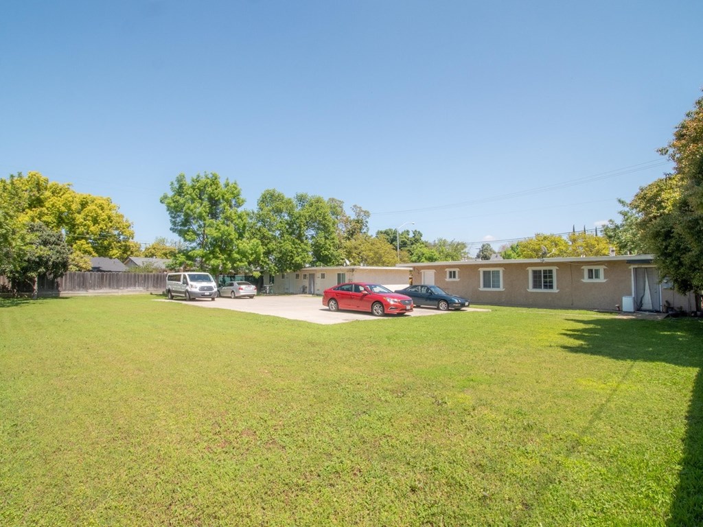 2875 M St. 2 Beds House for Rent - Photo Gallery 11