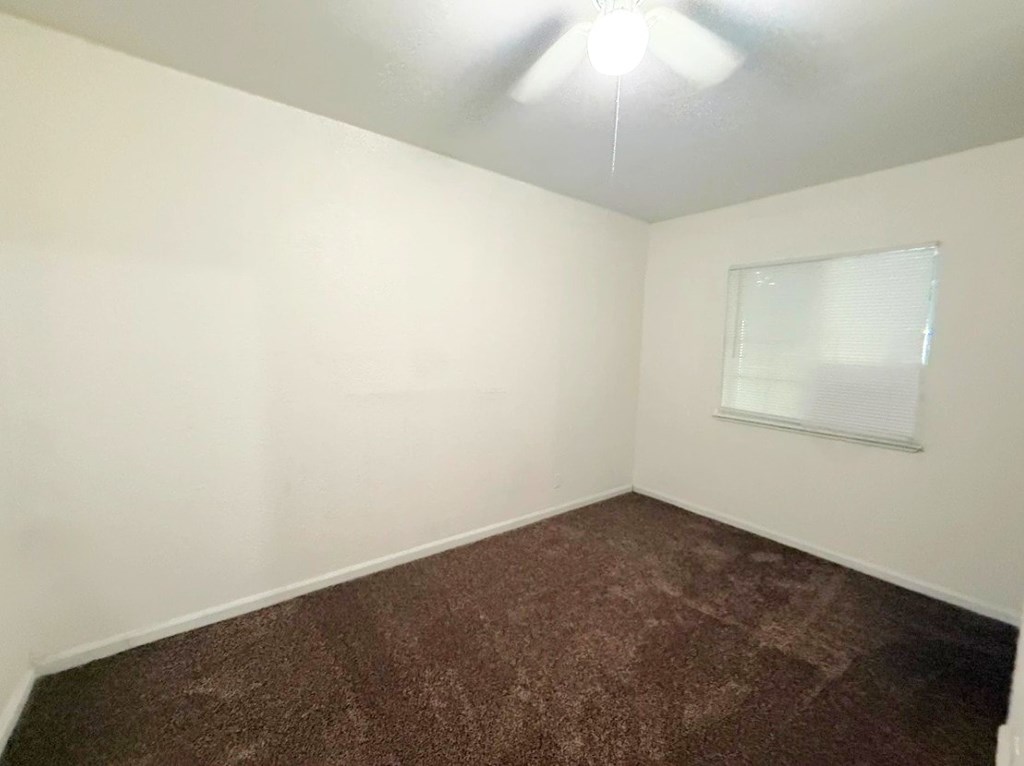 2875 M St. 2 Beds House for Rent - Photo Gallery 6