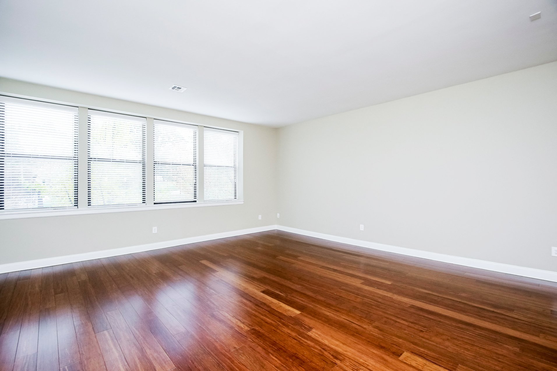 Harbor Hill Apartments wood-style flooring