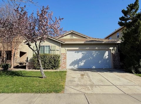633 Chandon Dr. 3 Beds Apartment for Rent