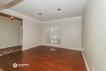 10404 Regent St 3 Beds House for Rent - Photo Gallery 5