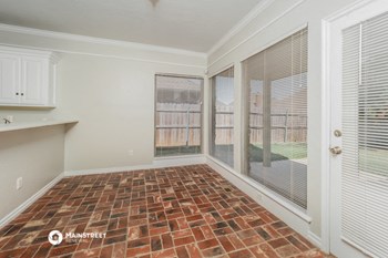 10404 Regent St 3 Beds House for Rent - Photo Gallery 6