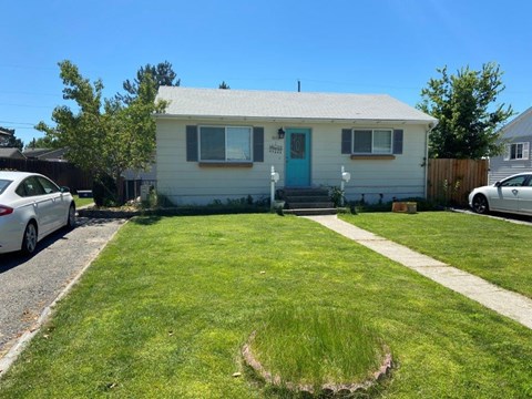 513 Blue Street 2 Beds Apartment for Rent