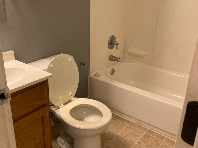 Elmwood Apartments bathroom, Buffalo, Texas