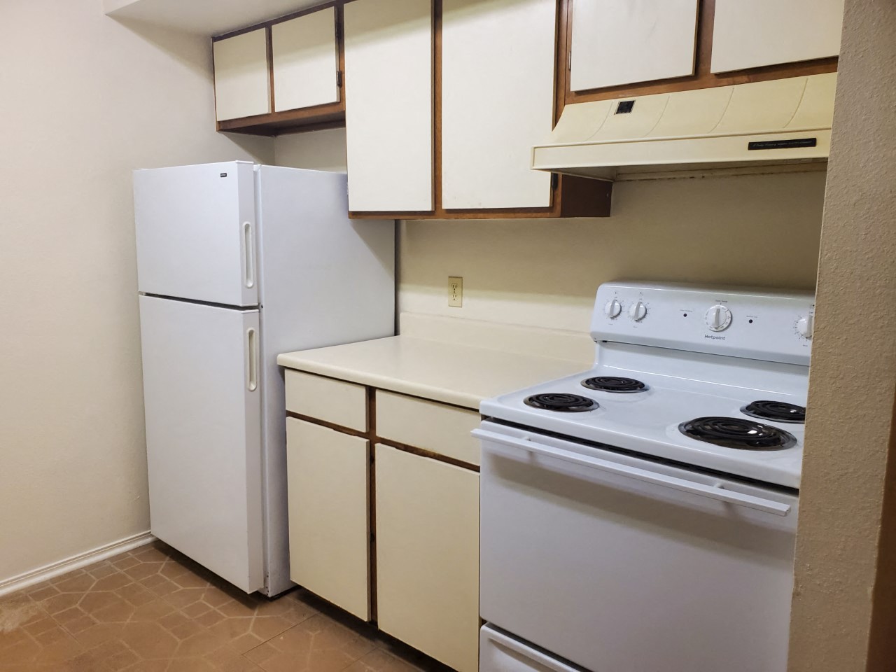 Live Oak two bedroom kitchen