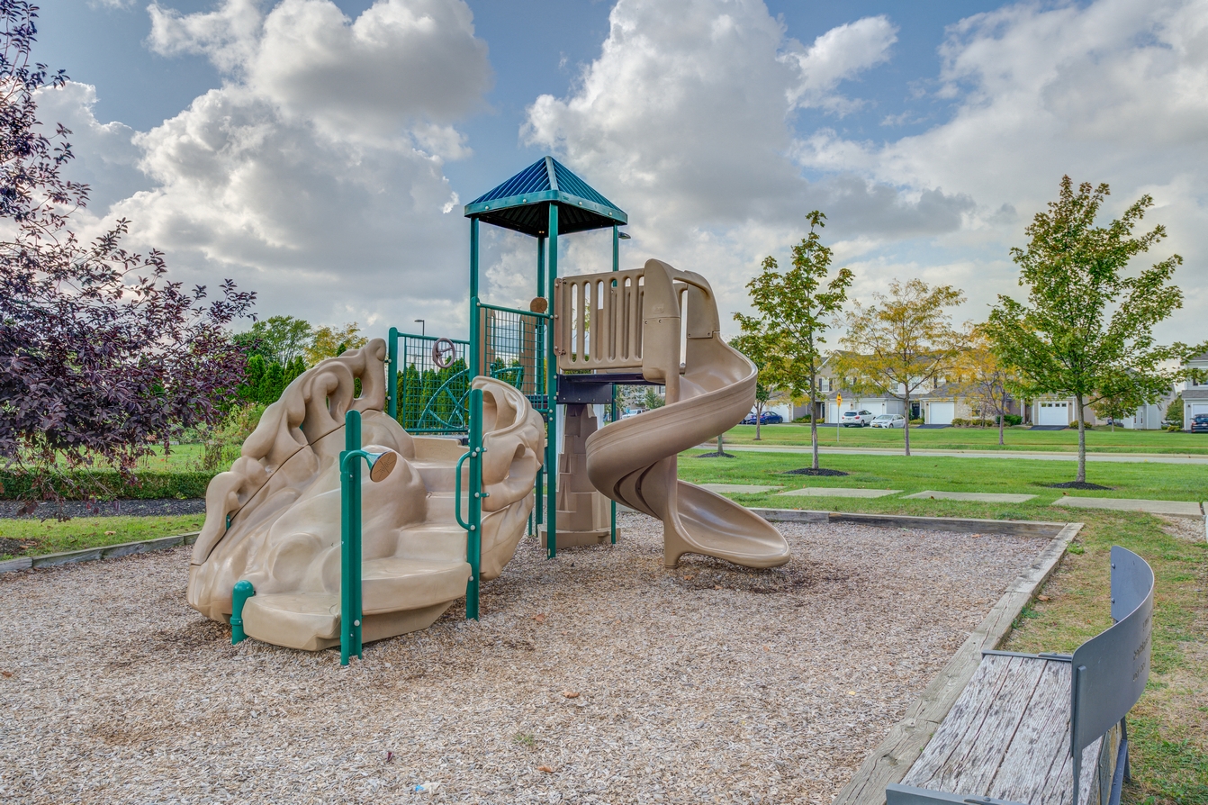 Hilliard Grand Apartments