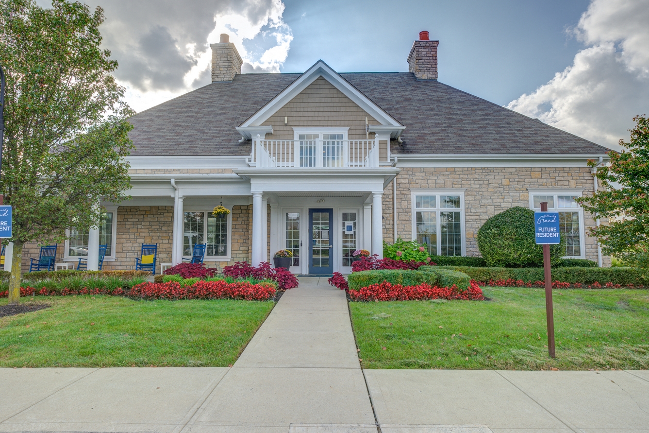 Hilliard Grand Apartments