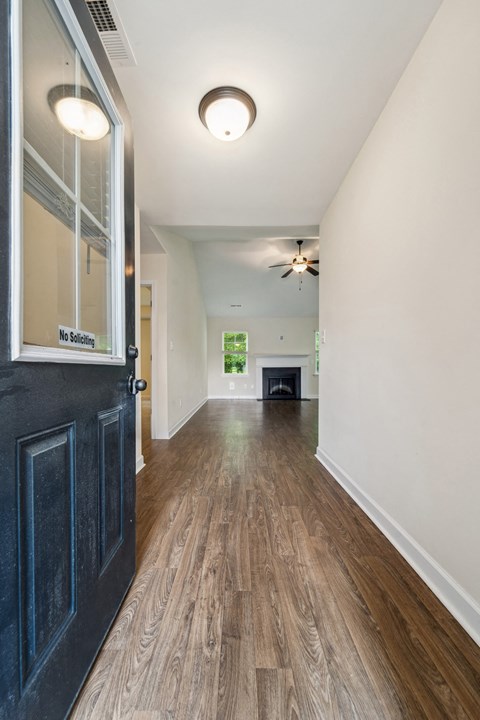 205 Pegasus Place S 3 Beds Apartment for Rent