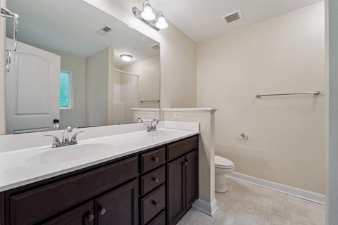205 Pegasus Place S 3 Beds Apartment for Rent