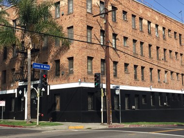 862 S. Catalina Street Studio-1 Bed Apartment for Rent