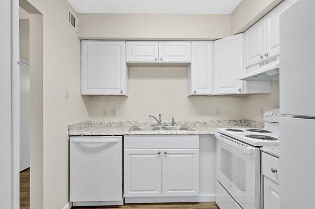Twin Oaks Apartments