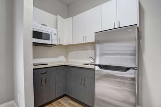 66 King St. W. Studio-1 Bed Apartment for Rent - Photo Gallery