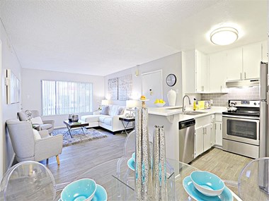 1620 W. Southern Ave Studio-2 Beds Apartment for Rent - Photo Gallery 1