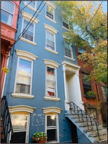 338 Hudson Avenue Studio Apartment for Rent