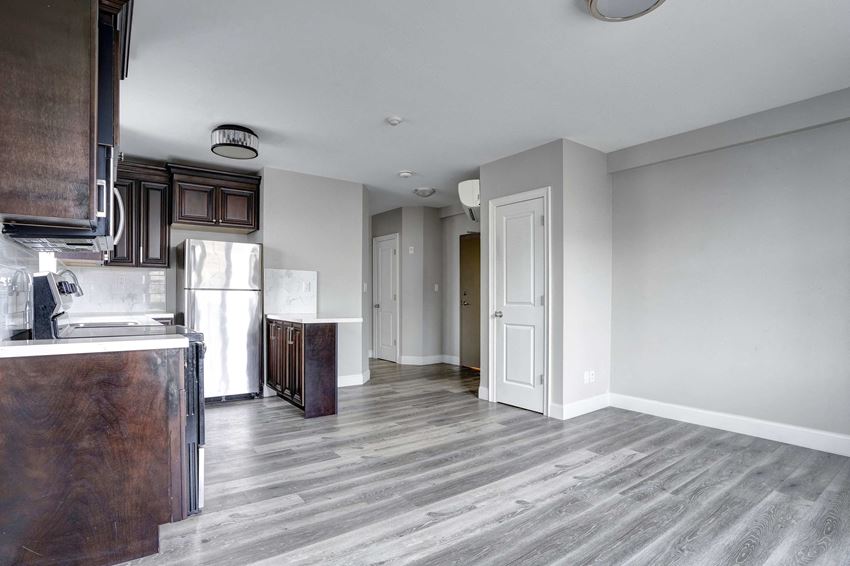 The Edward-17 Quebec St. 1 Bed Apartment for Rent - Photo Gallery