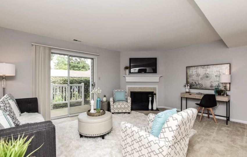 Bonhomme Village Apartments, 1124 Bonhomme Lake Dr., Olivette, MO