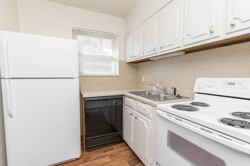 72D Van Mark Way Studio-3 Beds Apartment for Rent - Photo Gallery