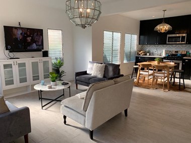 539 N Spaulding Ave 3 Beds Apartment for Rent