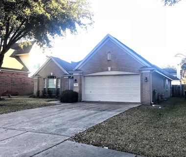 6102 Saint Andrews Drive 3 Beds Apartment for Rent