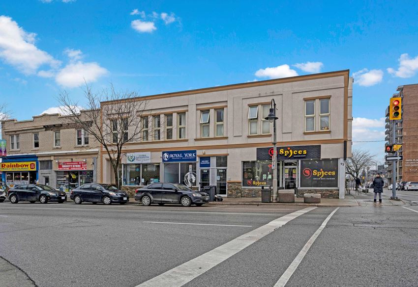 90 1/2 Simcoe St. N. Studio-1 Bed Apartment for Rent - Photo Gallery