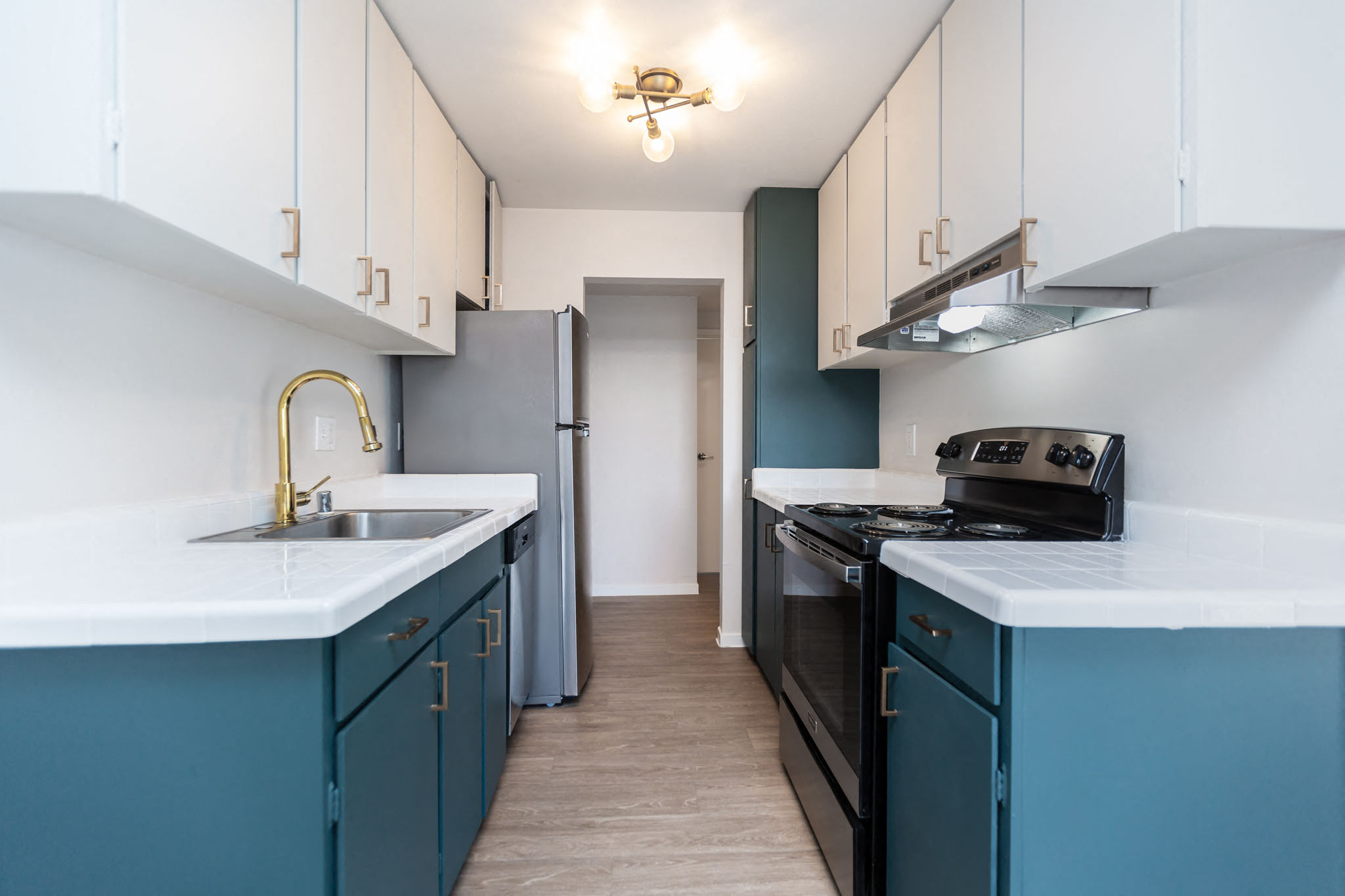 3014 Clay Apartments
