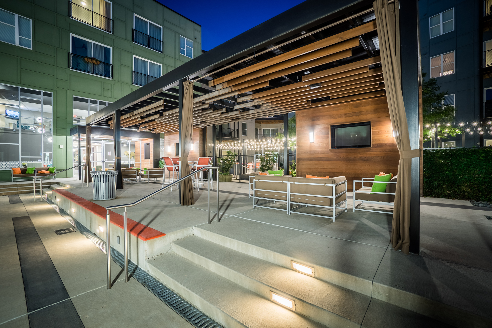 Artisan Twickenham Square Apartments in Huntsville, AL