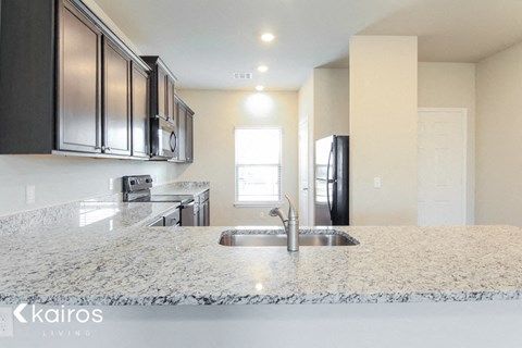 917 NW 6Th St 5 Beds Apartment for Rent