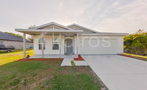 8415 102Nd Ave 3 Beds Apartment for Rent